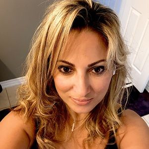 Meet your Posher, Hasy